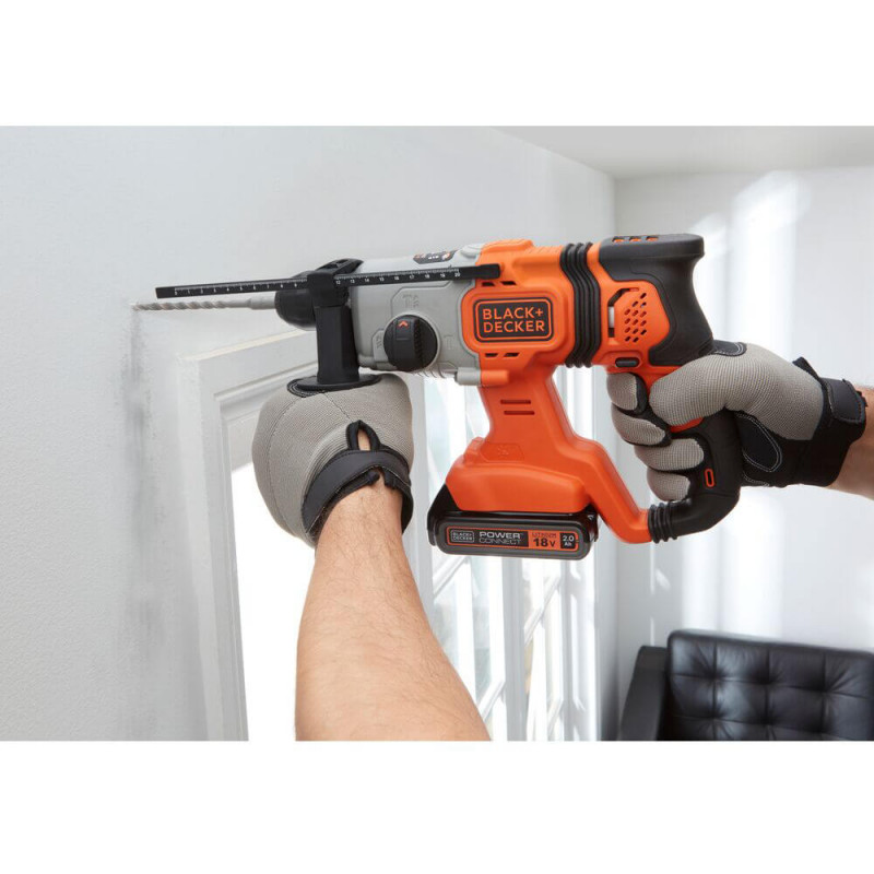Перфоратор аккумуляторный BLACK+DECKER BCD900B